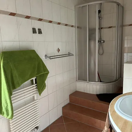 Apartman -villa Am Stadtpark- Mit Balkon Und Sauna
