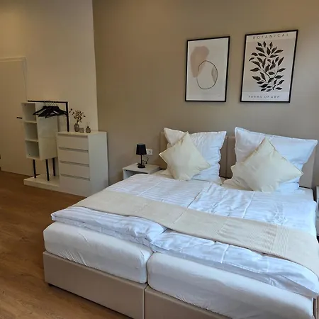 Ferienwohnung -Villa Am Stadtpark- Blankenburg mit Balkon und Sauna *